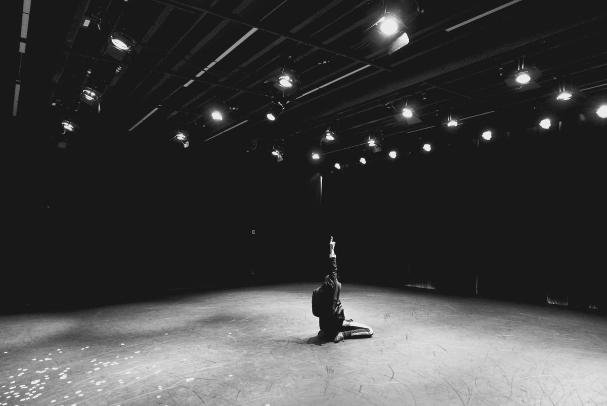 Parts+Labour_Danse <a href="/pldanse/">Parts+Labour_Danse</a> profite d'une résidence de <a href="/LaRotondeDanse/">La Rotonde Québec</a> à la Maison pour la #danse pour travailler un solo avec David Albert-Toth. 
La compagnie ouvre les portes de son studio ce samedi 28 avril à 13h30 et invite le public de Qc à assister à son travail en cours!