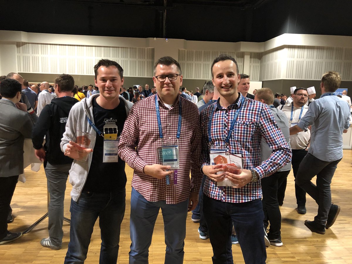 tjWhuu's tweet photo. And one more #sitecorehackathon #SUGCON with @robert_debowski @RobsonAutomator and missing @wojciech_urban https://t.co/bXDEly4u8G