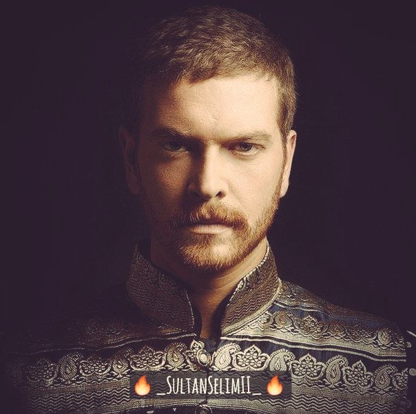 _SultanSelimII_'s tweet photo. El Príncipe favorito de @SultannSuleiman 💪🏻⚔ https://t.co/r8KVofpjZK
