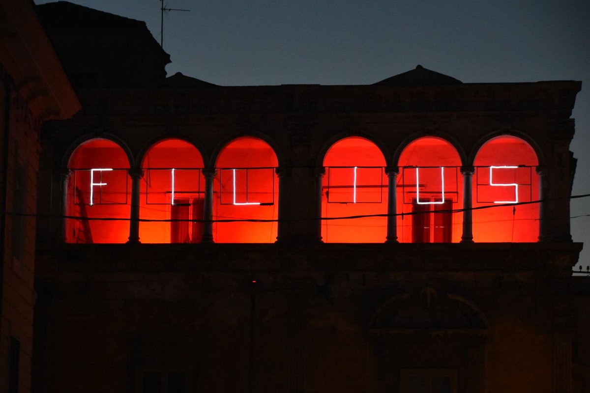 romanobaratta's tweet image. FILIUS
FFF. Multiplicity Shape of Fire
lightscape

#libando18 #cucinamadre #libando #libando2018 #lighting #lightingdesign #lightart #design #romanobaratta #poetry #installation #installationart #contemporaryart #lux #fire #food #foodpics #foodporn #chef #wine #foggia #FFFrb