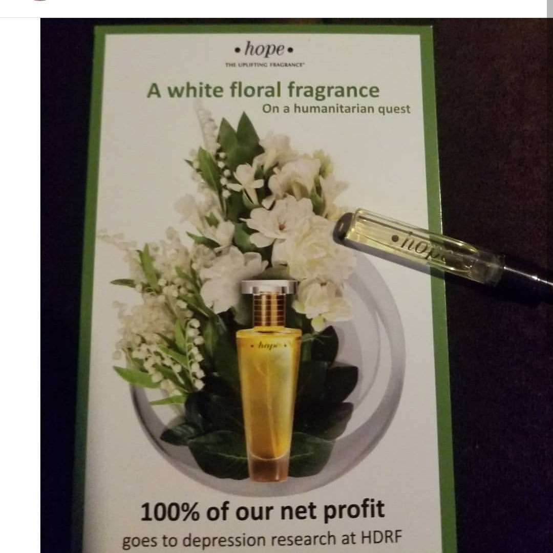 frisco_nata's tweet photo. Lovely floral scent thanks for the free perfume to sample @hopefragrances @influenster #theupliftingfragrance #hopeuplifting #complimentary #contest https://t.co/weE5sgQ7Kd