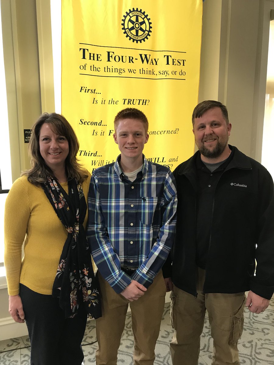 MichaelLBrand's tweet photo. Isaac recognized as the Four-Way Speech winner at Rotary Luncheon today at the Findlay Country Club.  Congratulations Isaac!  VB Pride! https://t.co/XO4un1o5EZ