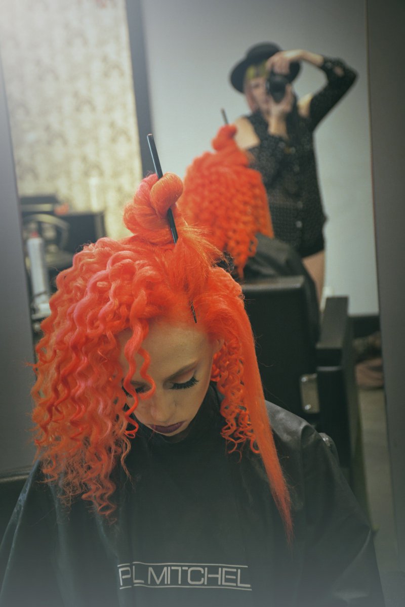 REphotography83's tweet photo. I love the life of a photographer. This day was a great day of creating with my favorite stylist at Natalie Joseph's Salon. #robbieedwardsphotography #PopXG #Paulmitchellus #NatalieJosephs #behindthechair #modernsalon #Hair #photography @ModernSalon @PaulMitchellUS https://t.co/llSLYWbd6S