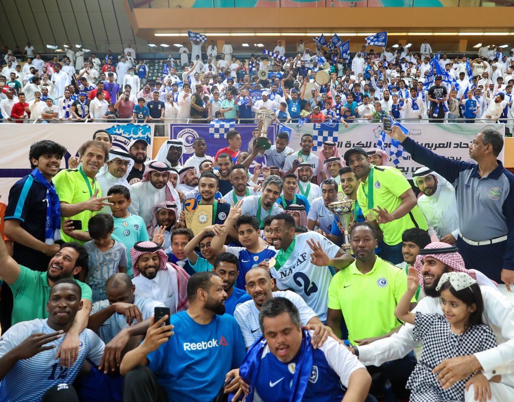S_AlNeayma's tweet photo. الحمد لله اني هلالي النادي الذي يسعد محبيه كل يوم كل شهر كل عام الف مبروك لاباتشي الهلال ووفيت وكفيت وجه السعد وفآل خير للذئب سامي باكورة بطولات الموسم https://t.co/NWNtHqS1Dq