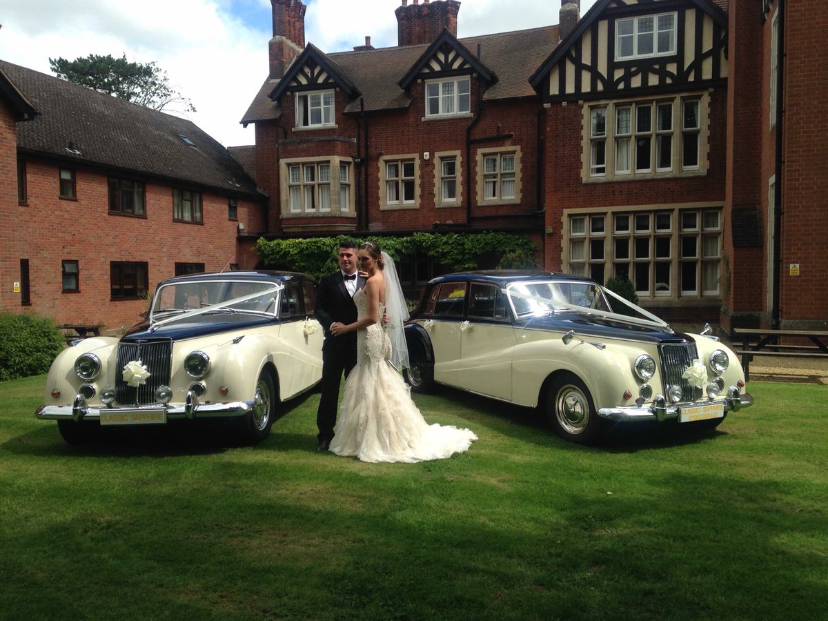 ScalfordHH's tweet photo. Not long now until the Royal wedding and that means only one thing.... 
it’s not long until our wedding fair too!! 
Don’t forget to click the eventbrite link to claim your free goodie bag on the day
#weddingfair #eastmidlandswedding #Leicestershire #meltonmowbray https://t.co/1ar0cZkMpq