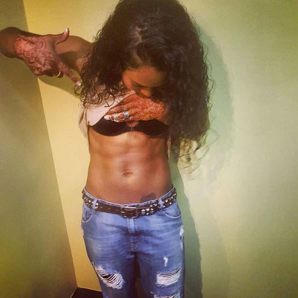 OfficialTLC's tweet photo. #MondayMotivaton 
@officialchilli's abs https://t.co/y6pumLAjim