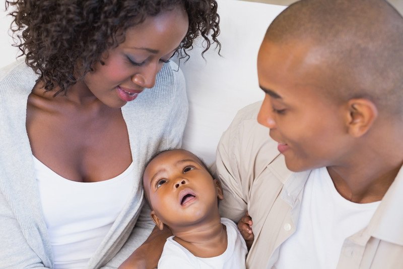 Informatiekaart helpt zorgprofessionals bij ondersteunen prille band tussen baby en ouder vakbladvroeg.nl/informatiekaar… #hechting #ouderschap #baby <a href="/Babykennis/">Babykennis</a>