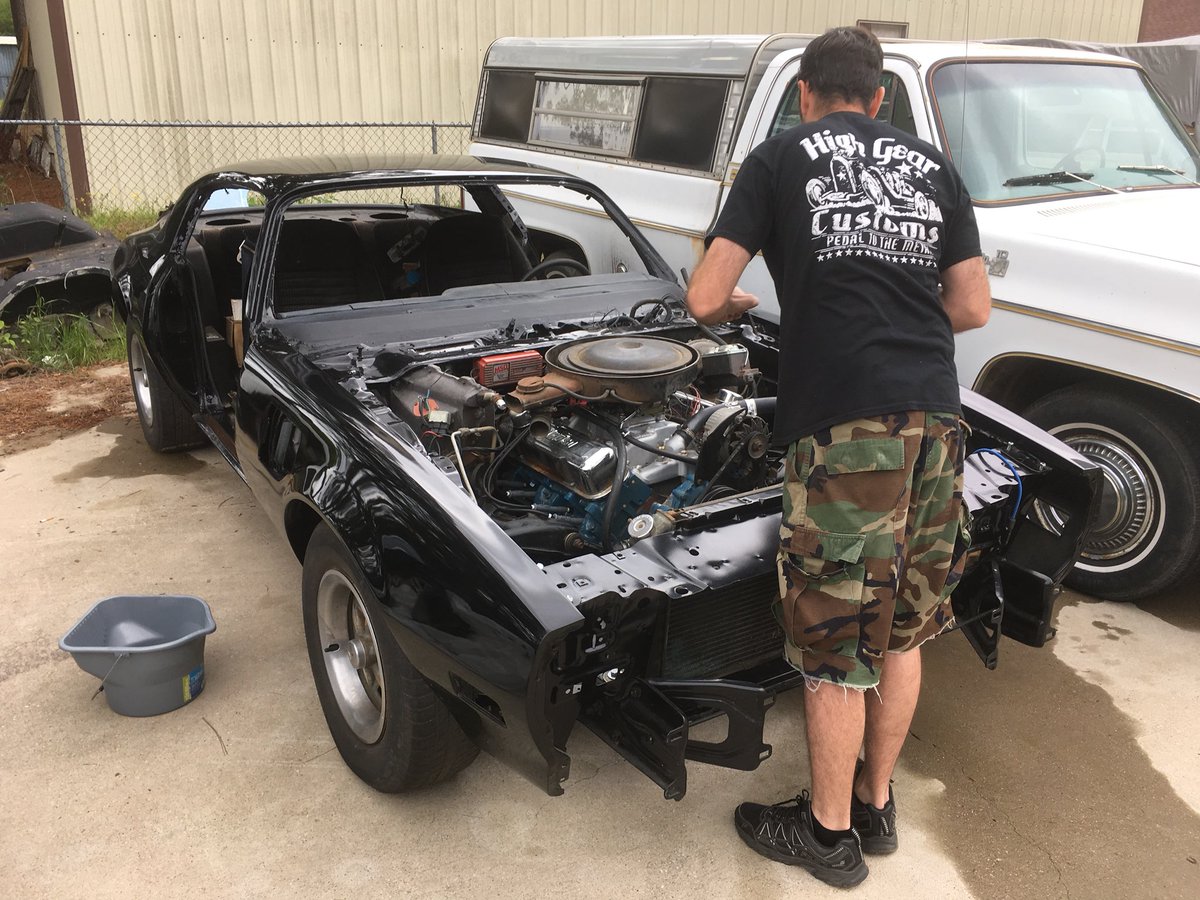 Highgearcustoms's tweet photo. The #79Transam is ready for the paint shop!! #pontiac #transam #classiccars #customcars https://t.co/sw3QTZSfth
