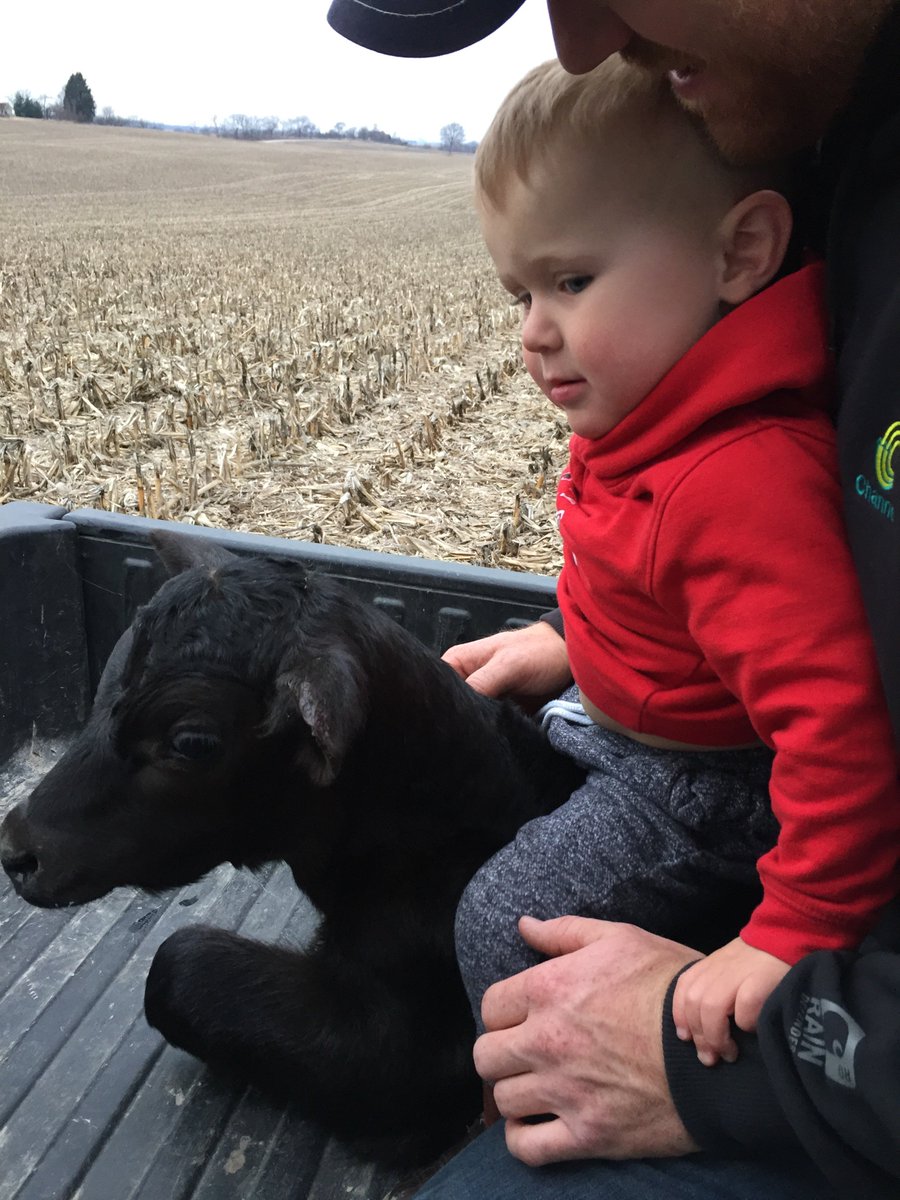 HopeSurrogacy's tweet photo. One of our intended parents out on a hunt for a calf who lost her momma. There was a happy reunion back at the barn!
Have a happy Monday everyone!
#farmlife #spring #intendedparents #surrogacyjourney https://t.co/btBWEbVkKb
