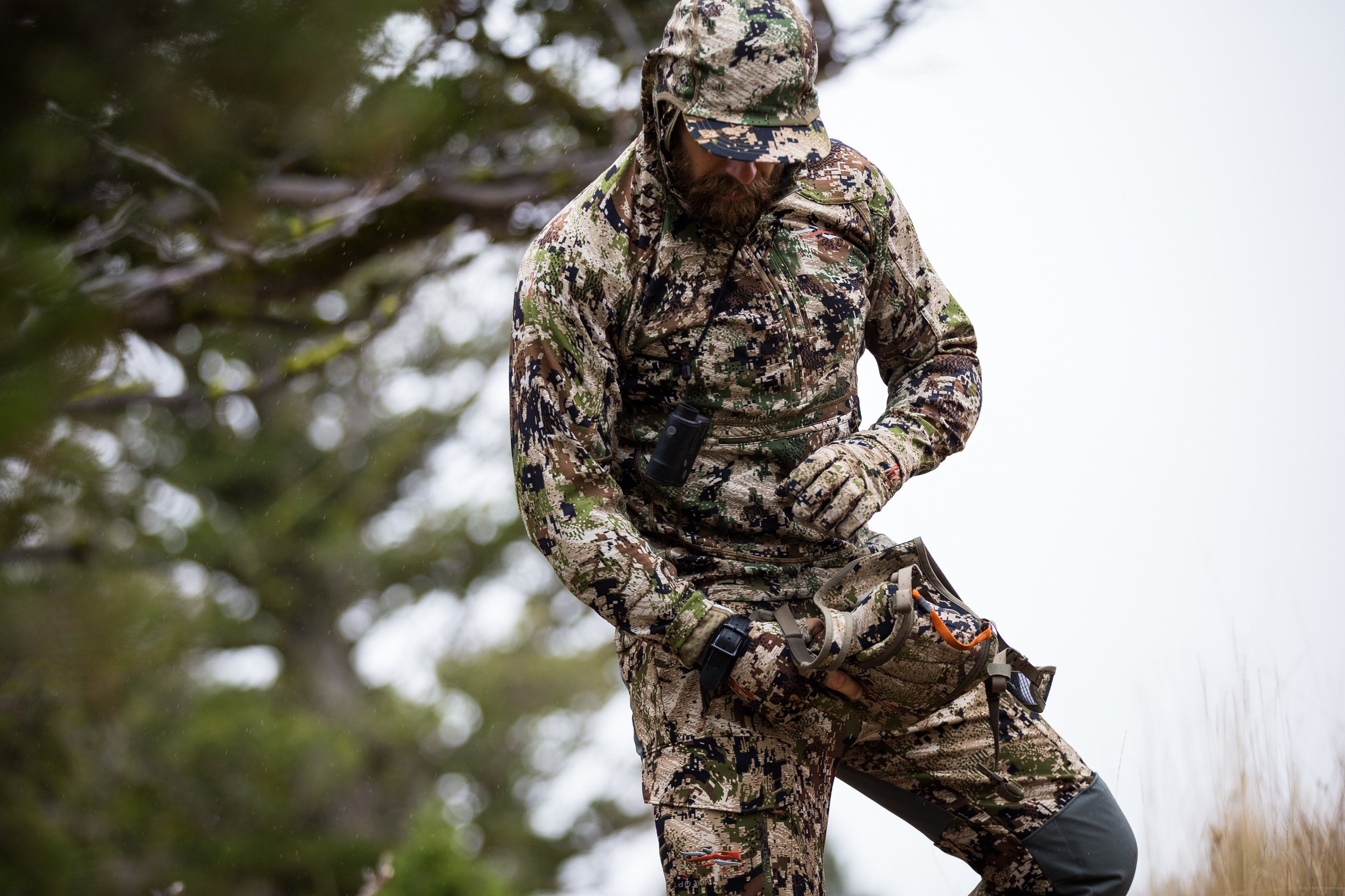 Sitka hunting clothes deals