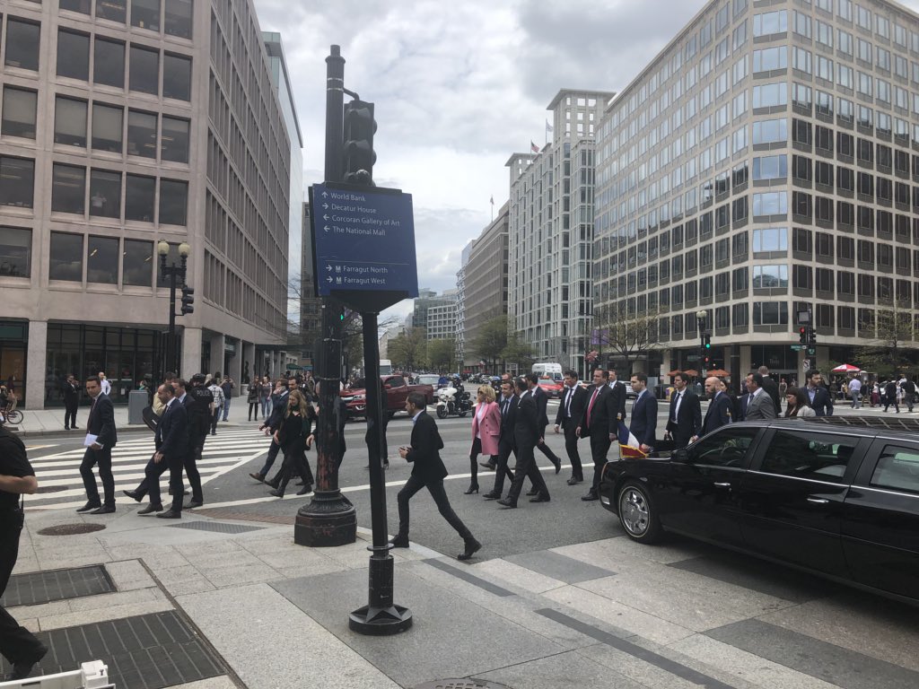ZekeJMiller's tweet photo. Macron just walked out of Blair House to take a walk and greet some people on the street https://t.co/r8CWc7CRhN