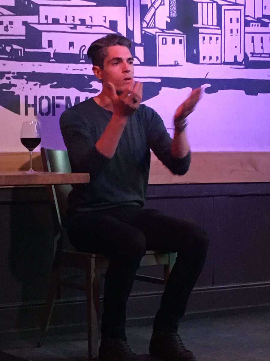 Bij de finale van Breaking Science ! Gregory als eerste.