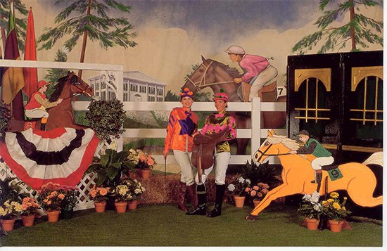 Place your bets! Spring racing is here so get your champagne corks popping and back a winner with a Kentucky Derby theme party by MCP😎🐎🌷🍾🥂🎉📢💵