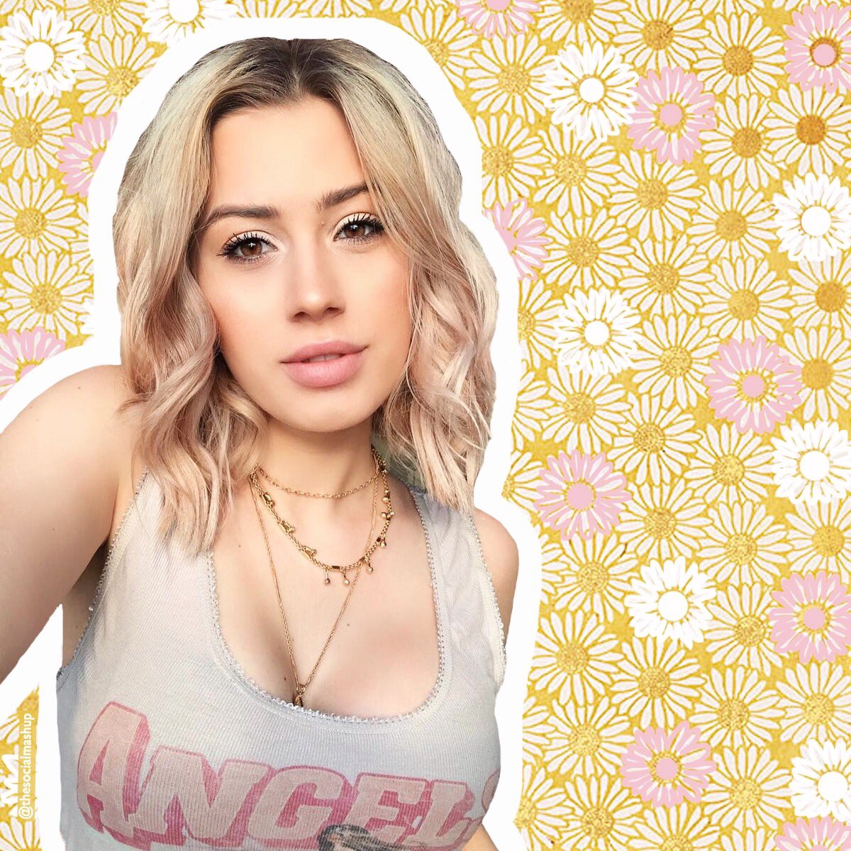 HeySocialMashup's tweet photo. “The 3 words I would use to describe my style are eclectic, chill &amp; edgy-I’m a bit of a chameleon!” — @KARISSAPUKAS ... https://t.co/UAFtbwUiiw https://t.co/CgrxHeXfvc