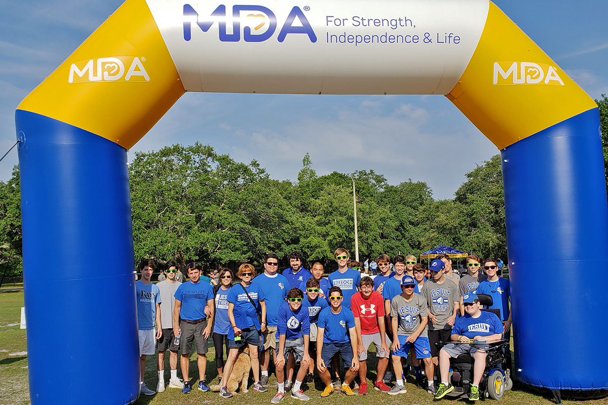 JesuitTampaFL's tweet photo. Men for Others in action: Saturday morning at Al Lopez Park, team captain Jimmy Grammig '21 and 30 other students/faculty from Jesuit participated in the MDA 5K Walk fundraiser and were the 3rd-highest fundraising community group! #GoTigers #MDACamp https://t.co/zXFpl3adLe