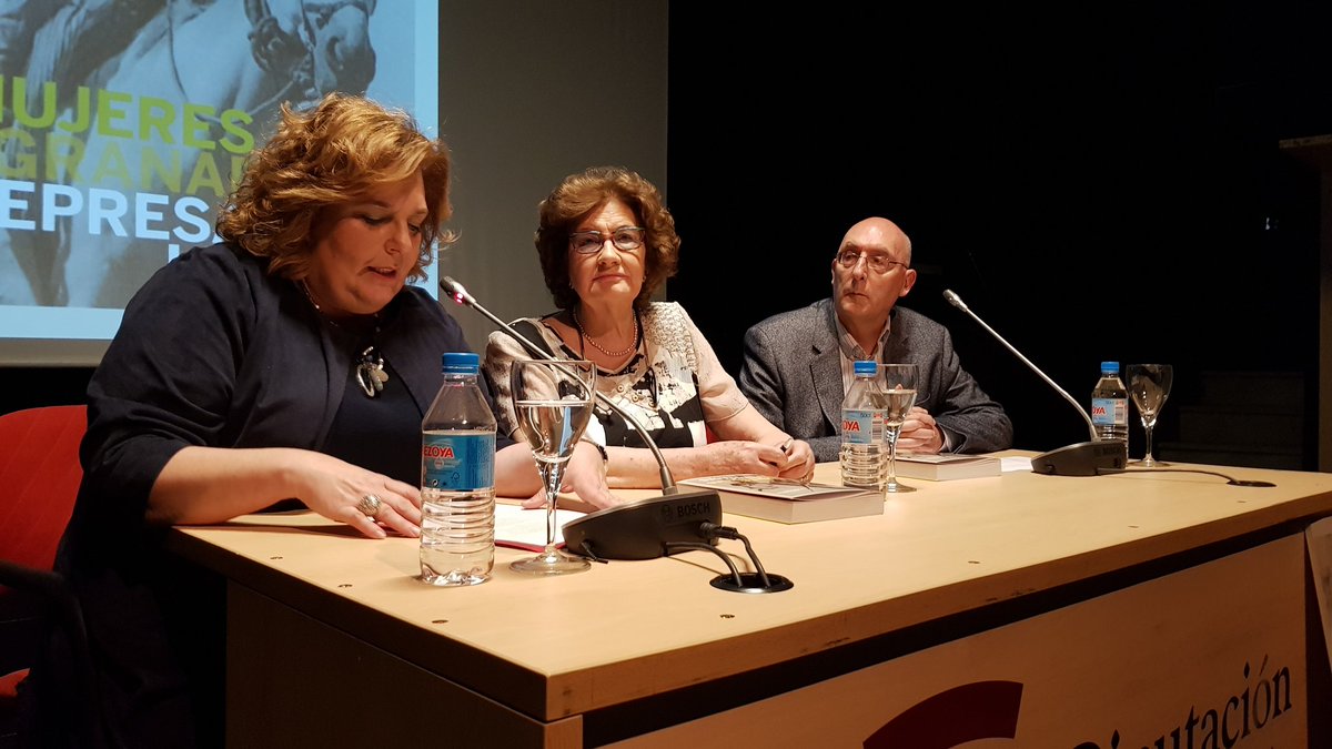 MARIAGRANADA's tweet photo. Presentación del libro de Antonina Rodrigo
"Mujeres Granadinas Represaliadas"
@LaVolaeraGR
@dipgra
@aytogr
@UGRdivulga
@IndeGranada
@ideal_granada
@radiogranada
@granadadigital
@granadahoy
@canalsurgranada
@sextaNoticias
@MemoriaHGranada
@ARMH_Memoria
@publico_es
@elpais_espana https://t.co/H75FERHFBe