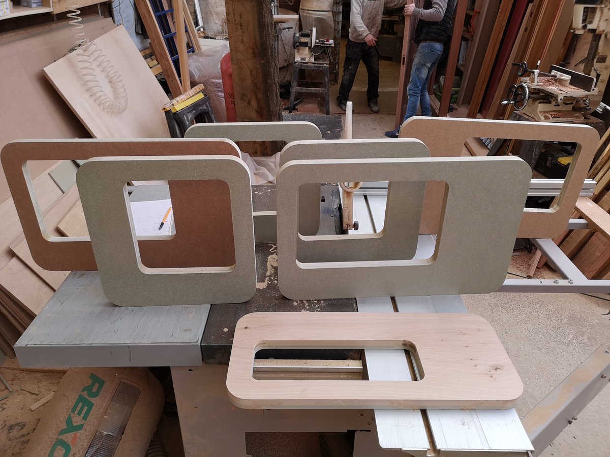 WaterhallJoin's tweet photo. Just finished these panels for a 60's inspired wire strrung room divider.
Next step hand veneer in oak.
#bespokejoinery #roomdivider #joineryhertfordshire https://t.co/n3c1myzMxQ