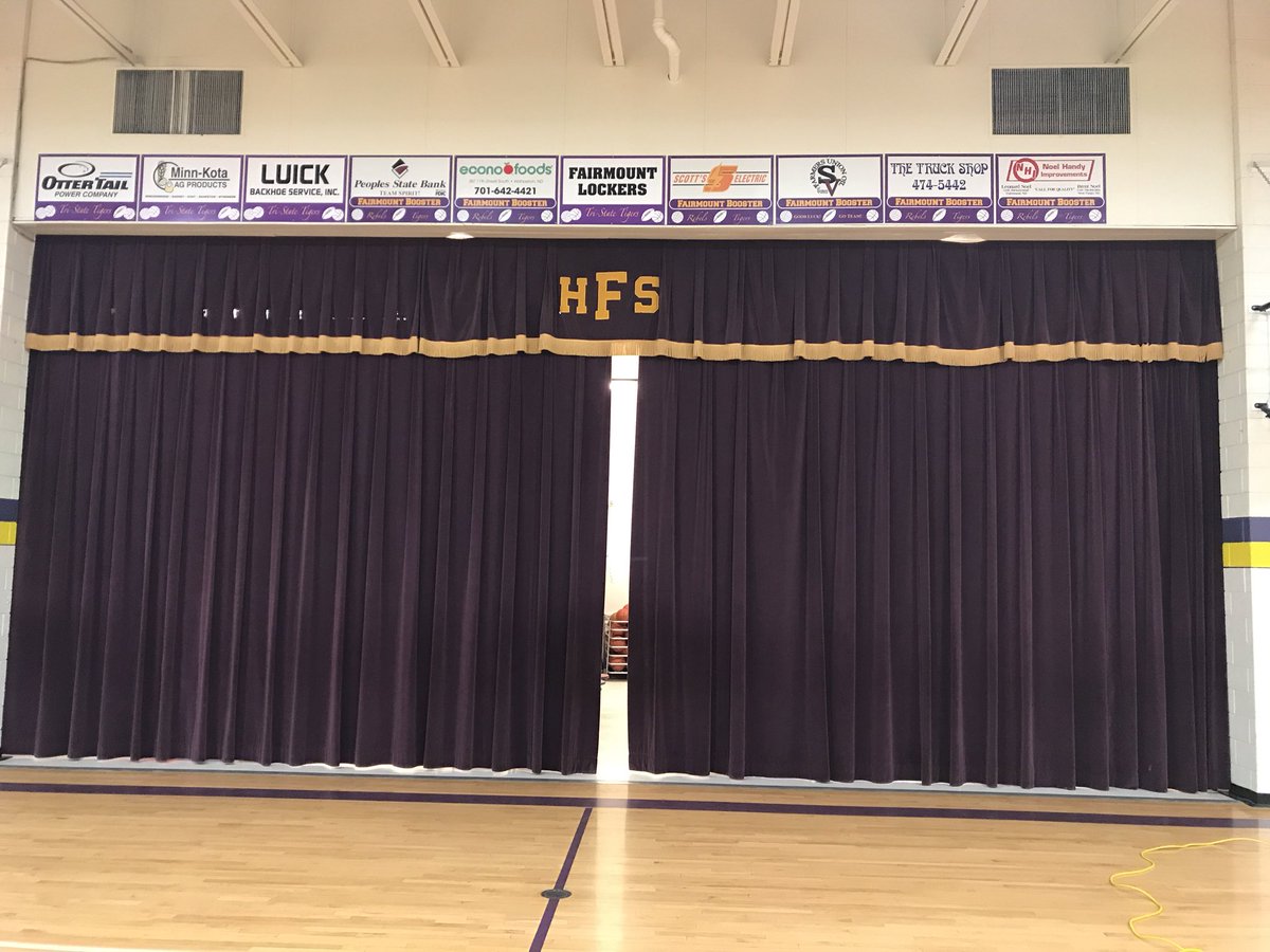 ViktorTheViking's tweet photo. Fairmount might not be in MN but the colors around here make me feel right at home #FUTP60 #Skol https://t.co/LTlaQNcI8R