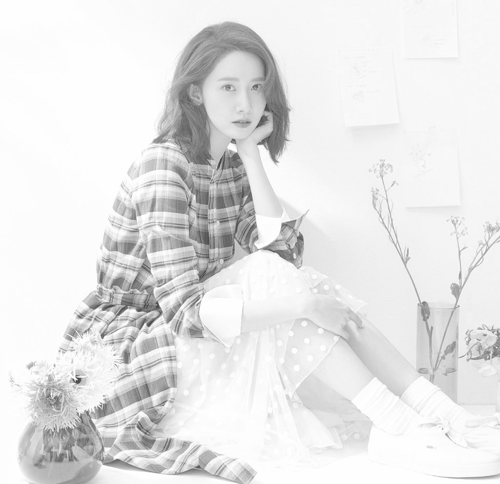 yoonaspics's tweet photo. https://t.co/WFGT9pvmTQ