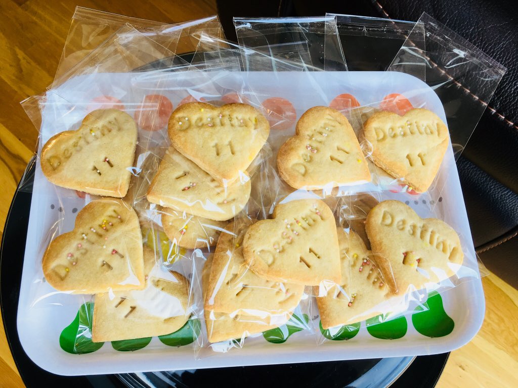 MyCakeHobby's tweet photo. Shortbread Cookies #personalisedcookies #birthdaycookies #undecoratedcookies #partyfavours https://t.co/bTupxQrLxO