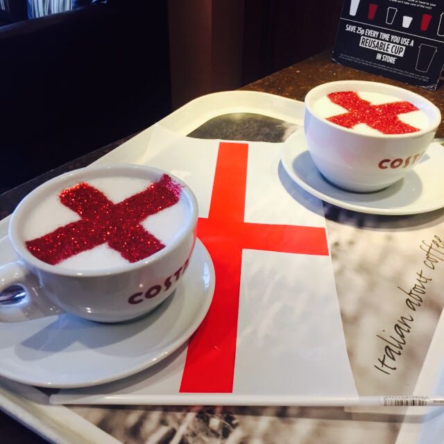 VioletaPumputy1's tweet photo. Happy St George's day! @Nitin97034968 @premierinn_t5 @SeanDrury10 @gary_villiers @VaibhavMada2 @HeathrowAirport https://t.co/g3pmpK5woh