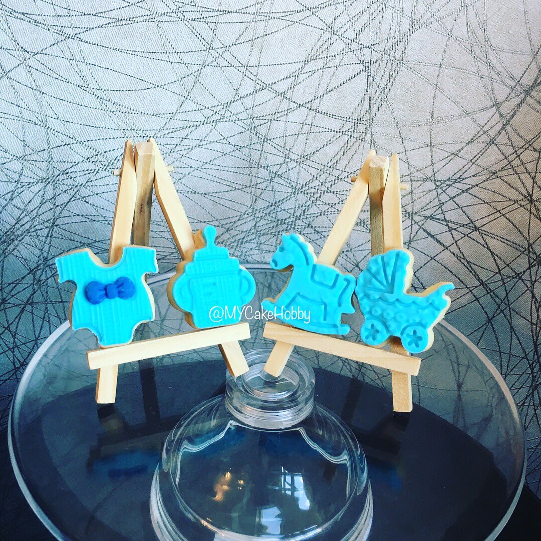 MyCakeHobby's tweet photo. Baby boy cookies #newborn #royalbaby #itsaboy #babyshower #partyfavours https://t.co/sVoCpYuGj8