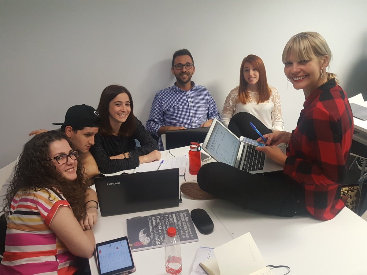 Sempatika_emr's tweet photo. Creando campañas #GoogleAdwords con sonrisa de oreja a oreja... ¿será porque les gusta? #yosoymosm #loveworking @msolvillanueva y @alvaroporras92 ¡¡prueba superada!! https://t.co/bjNykoggF6