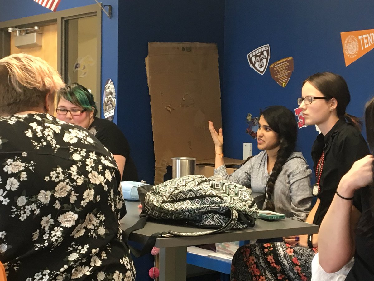 msalang's tweet photo. #ourBMSA seniors sharing about their @NEOMEDedu internships. https://t.co/RJaYYHj3F7