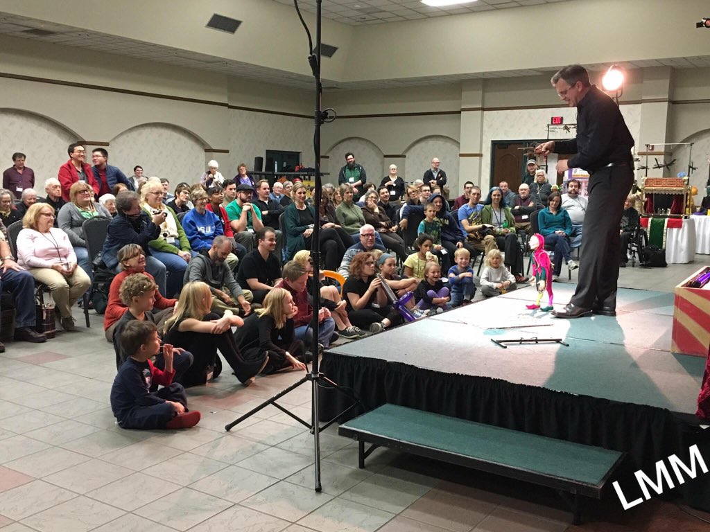 PuppetPotlatch's tweet photo. Welcome to the official "Great Lakes Regional Puppeteers Potlatch" Twitter page.
We promote the art of puppetry by bringing puppeteers together by hosting a weekend of family-friendly puppet shows and workshops, exhibit, potpourri, and punch brunch held in Pokagon State Park, IN https://t.co/H40DKKaexK