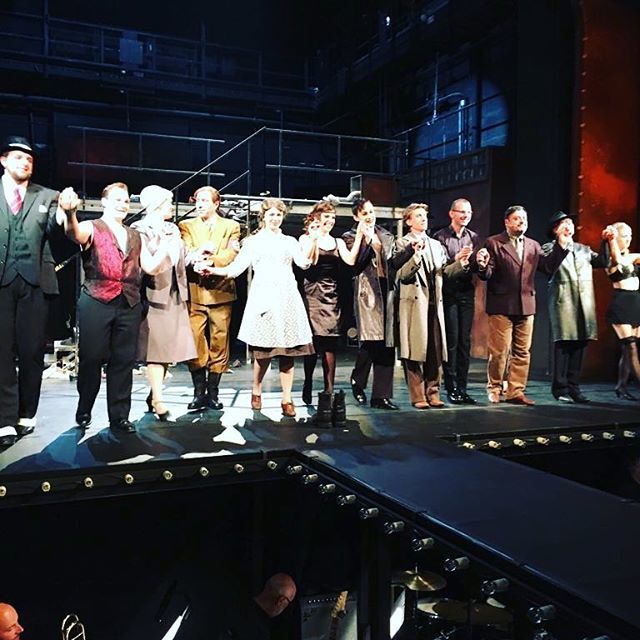 MissAnikaL's tweet photo. Loooooove this cast!!! In was hot last night in the “CABARET” again...🔥💃🏻💋 #cabaret #sallybowles #mc #lifeisacabaret #thankful #wow #singing #1930 #30iger #kitkat #kitkatclub #musical #actress #singer #actorslife #happytimes #stage #onstage #tripleth… https://t.co/SqmGzvop40 https://t.co/duk9vKZBlZ