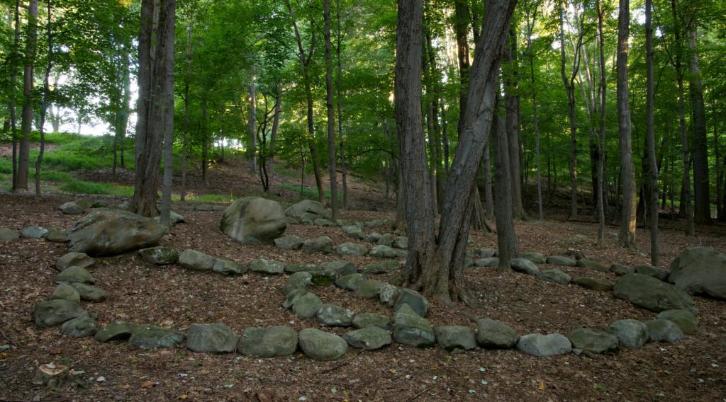 StormKingArtCtr's tweet photo. "Nostoc II" by Patricia Johanson was the first commissioned work to be created entirely on-site with materials exclusively from Storm King’s grounds. #WomenMW #MuseumWeek #StormKing https://t.co/wCqM7dJ7ua