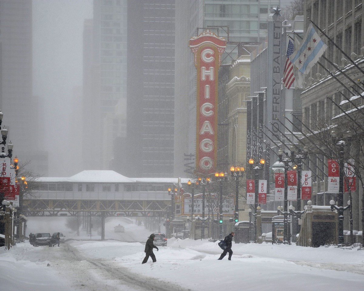 thechicagoflash's tweet photo. #prayforchicago #thechicagoflash #wickedcitywickedpeople https://t.co/BNvXQNEOsw