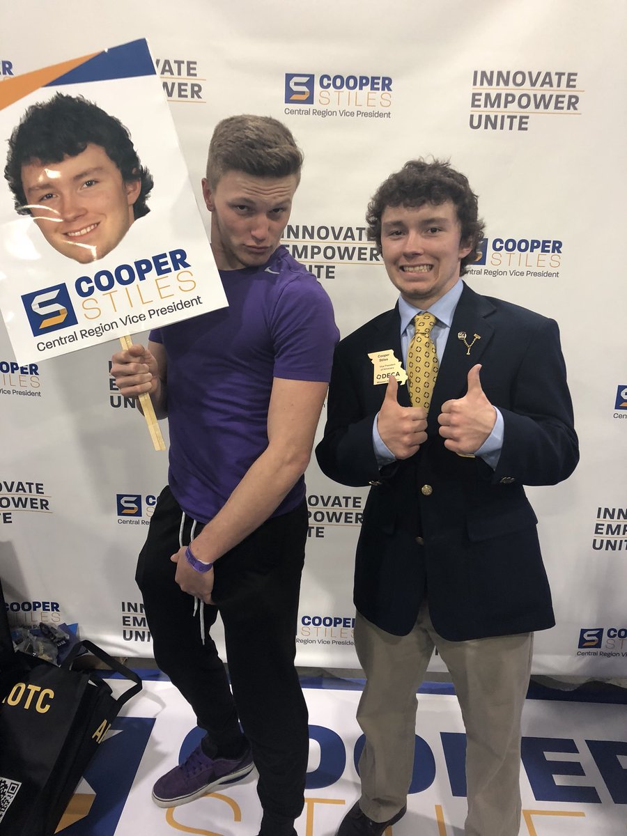 MODECA_Kelci's tweet photo. come out to @Cooper4CRVP ‘s booth before it closes at 4!! you guys can take a cool pic with Coop like this!! #Cooper4CRVP https://t.co/n8tVTREmbO