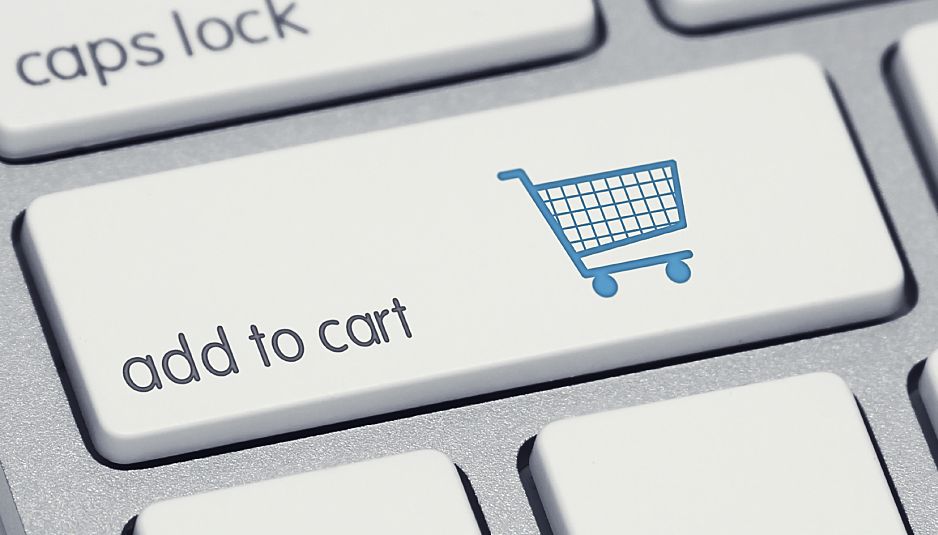 TargetMediaUSA's tweet photo. We may all be "Maxxinista's" at heart, but the times they are a-changin' and companies like T.J. Maxx have got some stiff competition. Check out how the Resale Market is reshaping the Fashion Industry! https://t.co/4dliqqhO4i https://t.co/7d5KBDhOHH
