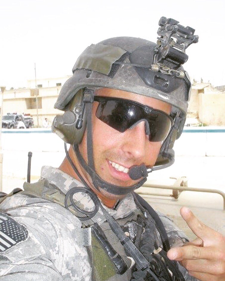 op_hawkeye's tweet photo. Before sacrificing his life for 🇺🇸 on 4.23.2010, #75thRanger #JasonSantora played ⚾️ coached by his dad (@rangerdad423) at the Medford Athletic Complex in NY

Honor his sacrifice, lift his loved ones, with your athleticism.  

Join #STRIKEFORCE2018

🔗 https://t.co/Nc4KrzzmQQ https://t.co/zcU82gwp47