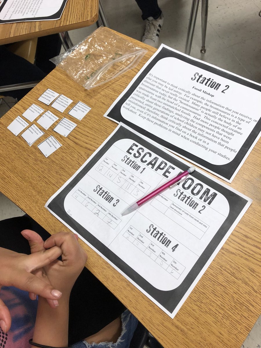 HBMS_LitCoach's tweet photo. 7th graders working in groups to solve a mystery...each group reviews a different set of reading standards! Collaboration &amp; critical thinking at its best. #HBMShawks https://t.co/WUiLU1lZFS
