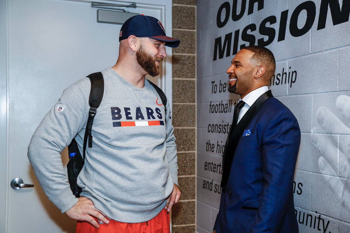 Chicago Bears (@ChicagoBears) on Twitter photo 23/04/2018 22:21:39 These two... #22Forever23 These two... #22Forever23