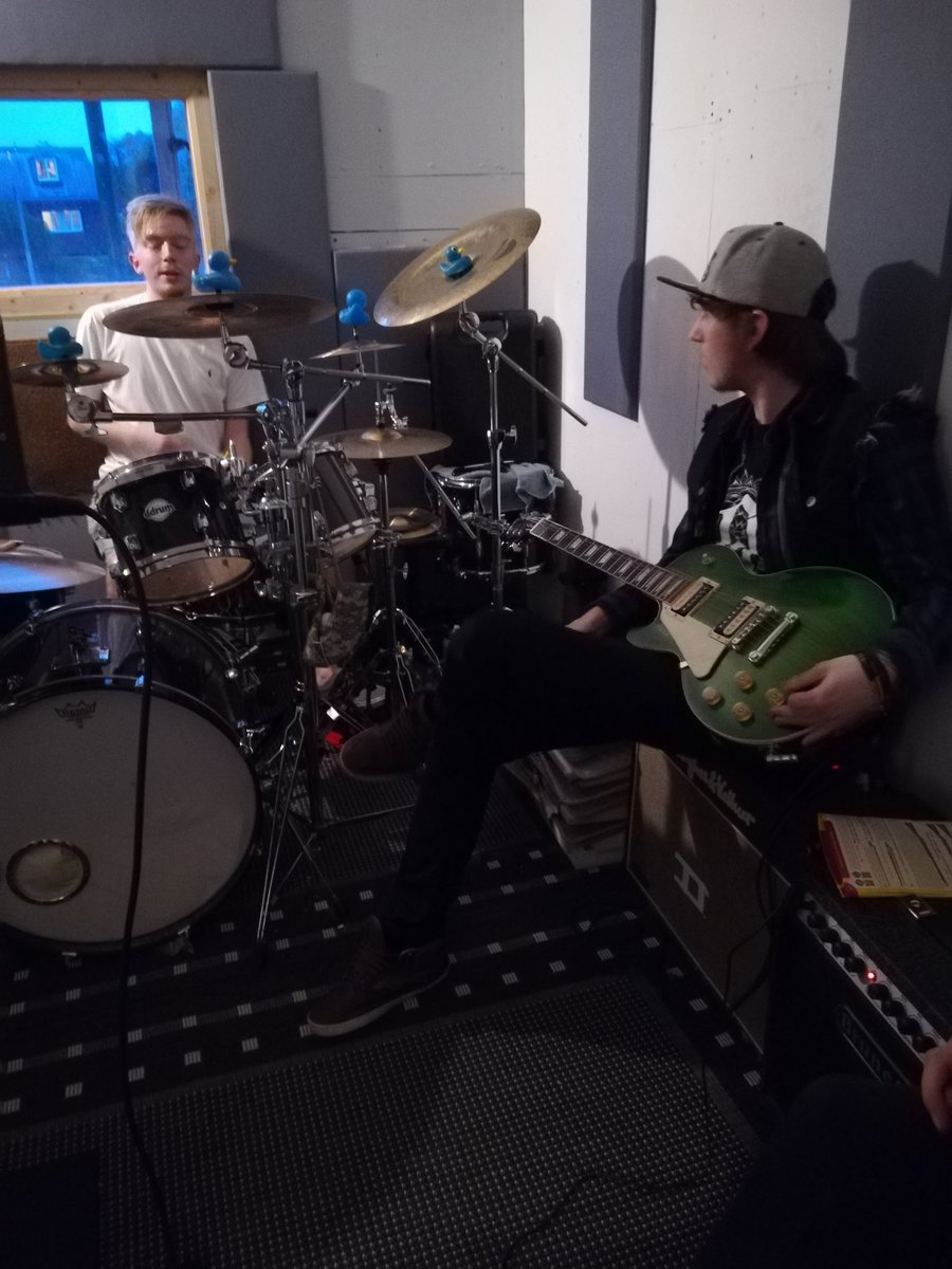 TTH_UK_BAND's tweet photo. Rehearsal time! Got some brand new songs coming your way very soon..., #rehearsal #writing #tth #metalcore #thesethousandhills #newmusic https://t.co/IXCPTmhkkj