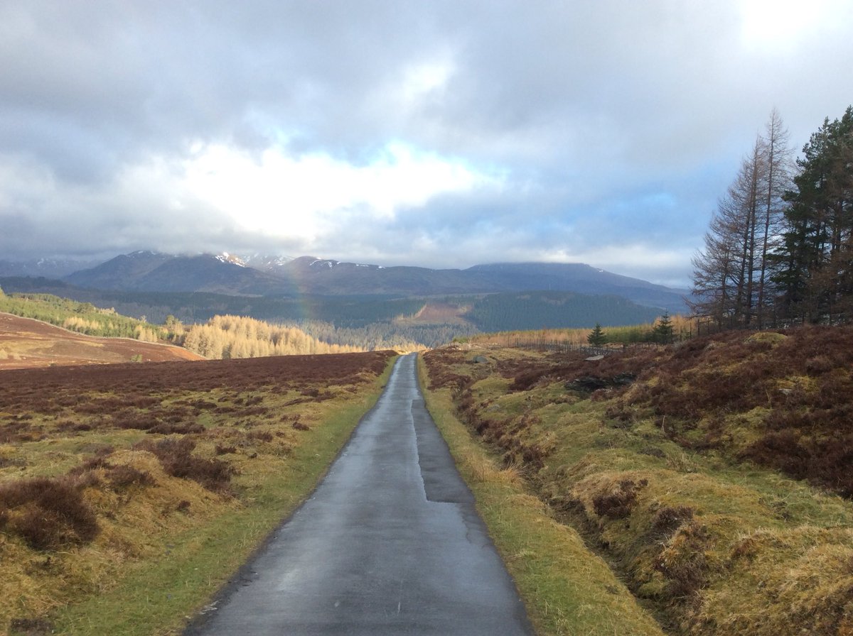 FirstAidPerth's tweet photo. Another stunning drive to 'work' this morning - after a weekend of supercars - this is where they need to be tested.
Taymouth Marina - view from the office
#Perthshire #supercars #amazingroads #trafficjam #bestwaytodrive @TaymouthMarina https://t.co/My6j3LJa31