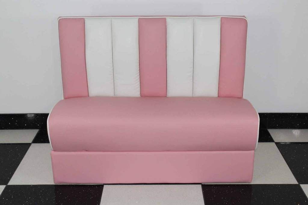 JustAmericana's tweet photo. American Booths 
Pick yours up online from Just Americana https://t.co/88rIHGsaXe
Blue * Pink*Black*Red #Americanbooth https://t.co/XxAt3kTgYE