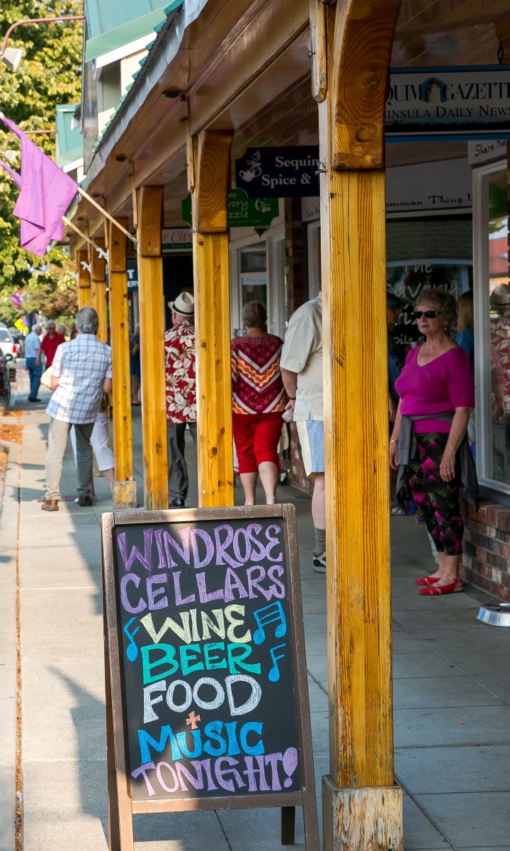 VisitSequim's tweet photo. Thanks to your votes, #Sequim, #Washington is in 1st place in the poll from @USAToday for "Best Small Town Shopping." 

Help us stay in first place and vote twice daily: https://t.co/gDG7t2kby6

Where do you love to shop in Sequim? #VisitSunnySequim https://t.co/nKhboALkT0