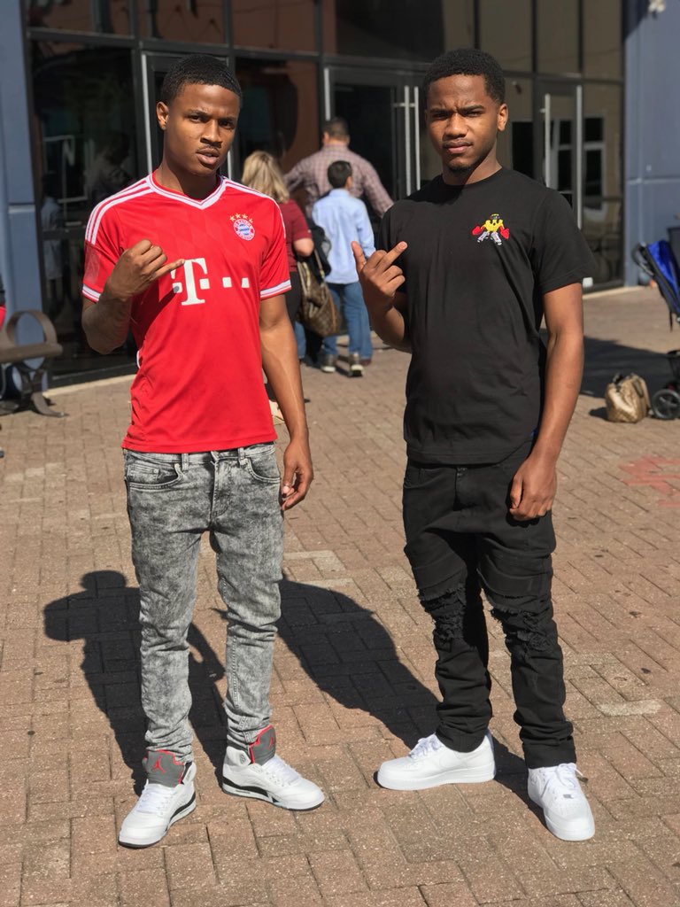 Ygb_Corro's tweet photo. Tha nigga I started this shit with ๐ฏ blood thicka then water nigga ๐คซ #FreeDeon #FreeLilQuick https://t.co/inK7dRVvrn