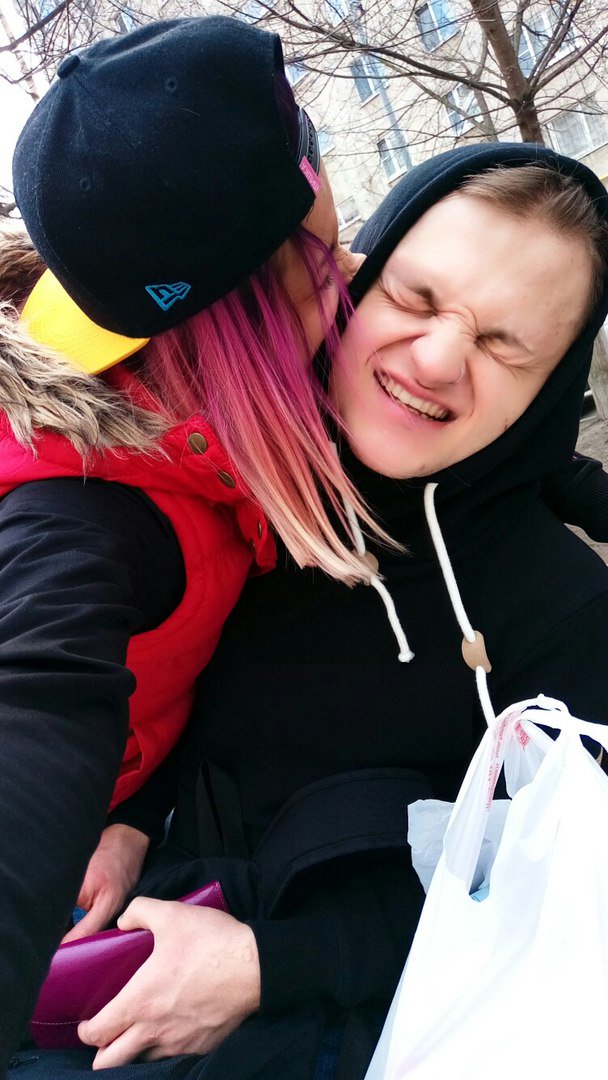 violet___mary's tweet image. Now I'm happy and my life started with a clean slate and I'm very happy to share this with you, and i want to scream about it !!!

Thank you for being with me in difficult moments! 
now we will try to give you only happiness!#OnlyWe💘👫💜🖤