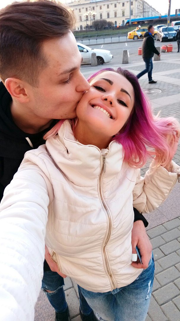 violet___mary's tweet image. Now I'm happy and my life started with a clean slate and I'm very happy to share this with you, and i want to scream about it !!!

Thank you for being with me in difficult moments! 
now we will try to give you only happiness!#OnlyWe💘👫💜🖤