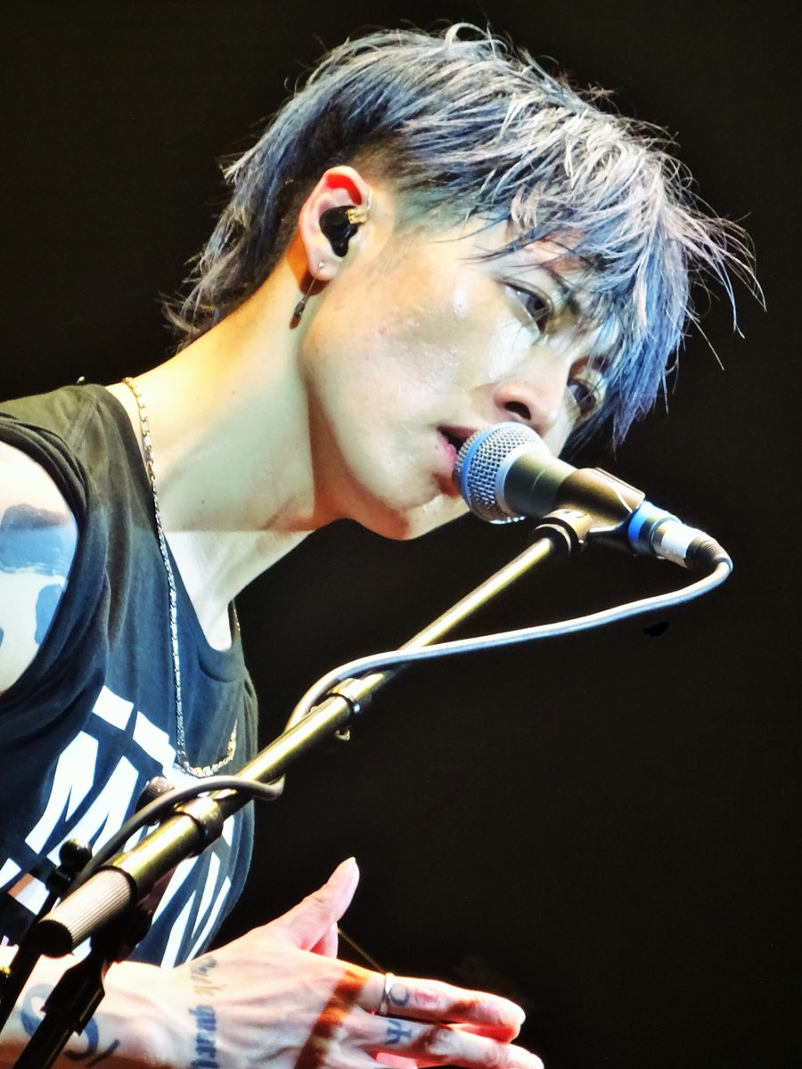 MusicTrespass's tweet photo. #JRock #Superstar #Miyavi 'Day 2' explosive show destroyed #London @ULU_Live - Photo's by @DanDevour
Watch the Video for 'Dancing with my Fingers' Here: https://t.co/2voFCg2uuC
#JRock #JMetal #VisualKei #AlternativeFunk #Rock #Funk #Pop @MIYAVI_OFFICIAL @MIYAVI_NEWS #Punk #Indie https://t.co/Hw9ZPuUpNk