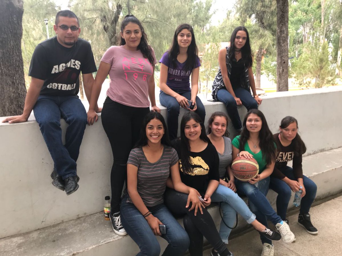 COBAEDNI's tweet photo. #COBAED #Intercobaed2018 
La función de la escuela es hacer un mundo mejor. #MarcPrensky. Ya se encuentran nuestros selectivos en la sede de los encuentros de los primeros lugares regionales, para disputarse el primer lugar Estatal en los juegos culturales y deportivos https://t.co/Zl3foPX4fY