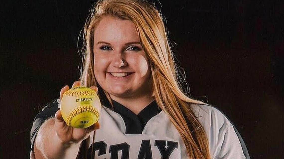 RHHerald_Preps's tweet image. Great Falls native is @clemsonsoftball first in-state recruit heraldonline.com/sports/high-sc…