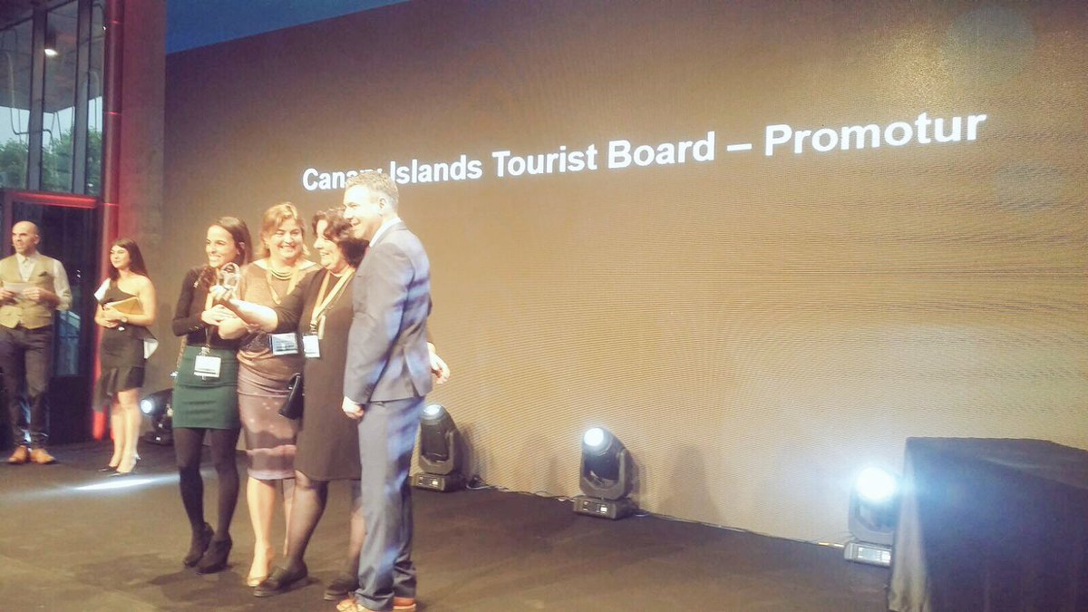 ¡¡Lo hemos vuelto a conseguir!! #IslasCanarias ha sido reconocida por segundo año consecutivo en #RoutesEurope como el mejor destino europeo en captación de rutas aéreas. ¡¡Muy felices!! ✌✌🏆🏆
