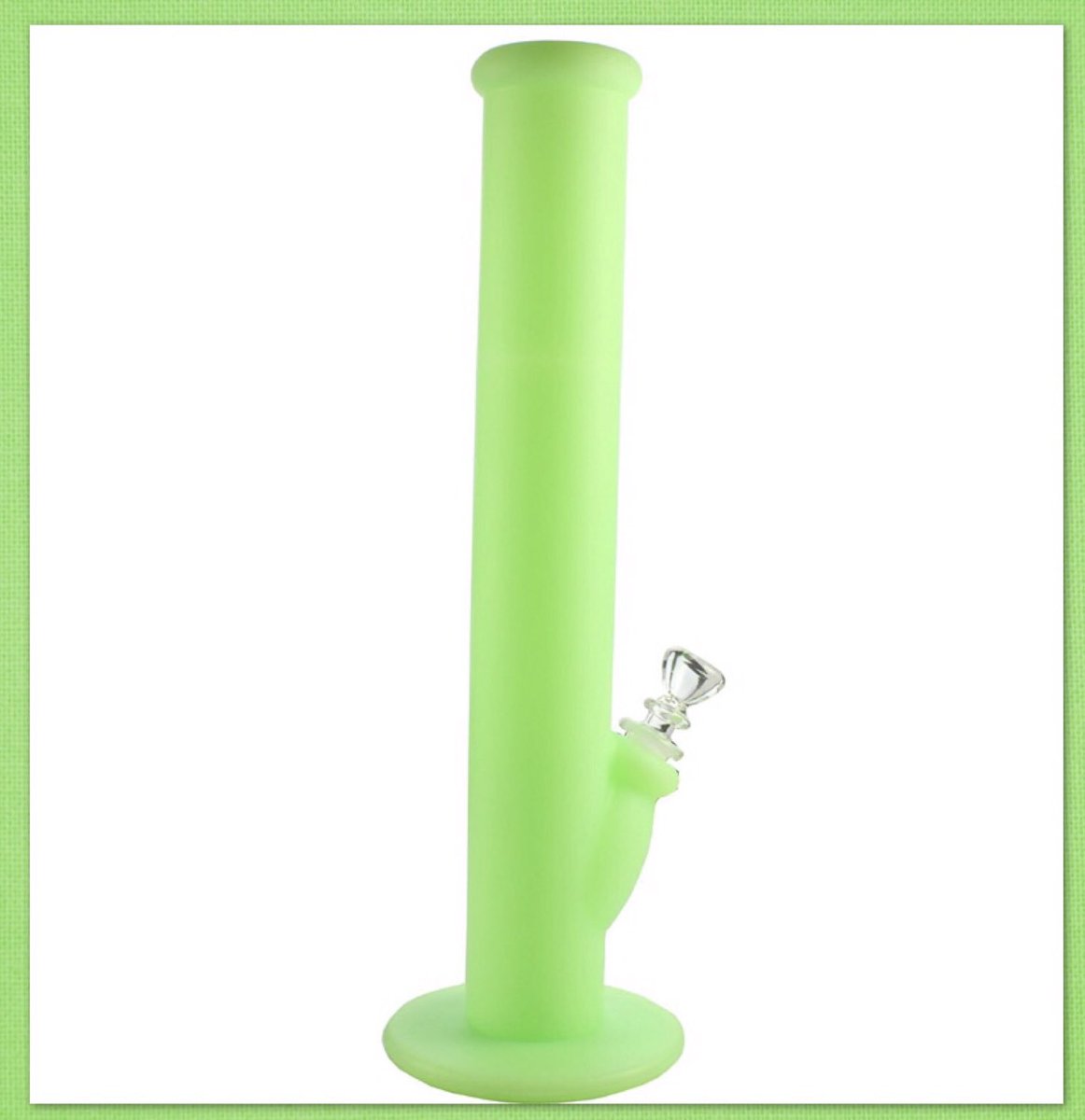 BambooSmokeShop's tweet photo. Tired of dropping your glass pieces? We’ve got silicon water pipes for those clumsy customers! ✨ #silicone #bowls #waterpipe #glass #glassart #smokeart #miami #cbd #cbdoil #dabstagram #710 #420 #legalizeit #smokeshop #headshop #vapeshop #dabs #concentrates #miami #rollitup https://t.co/lgBzuryq0G