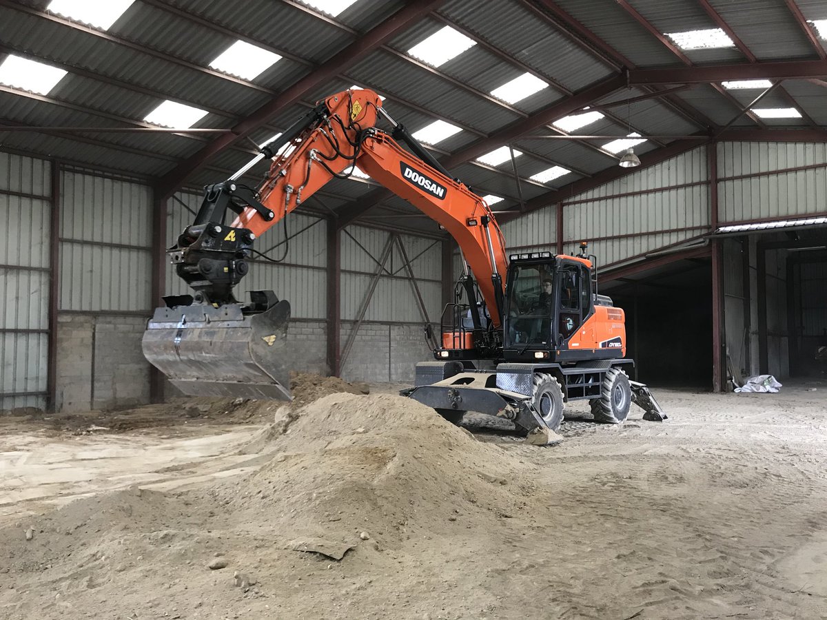 Cuma de Péroy tweet media